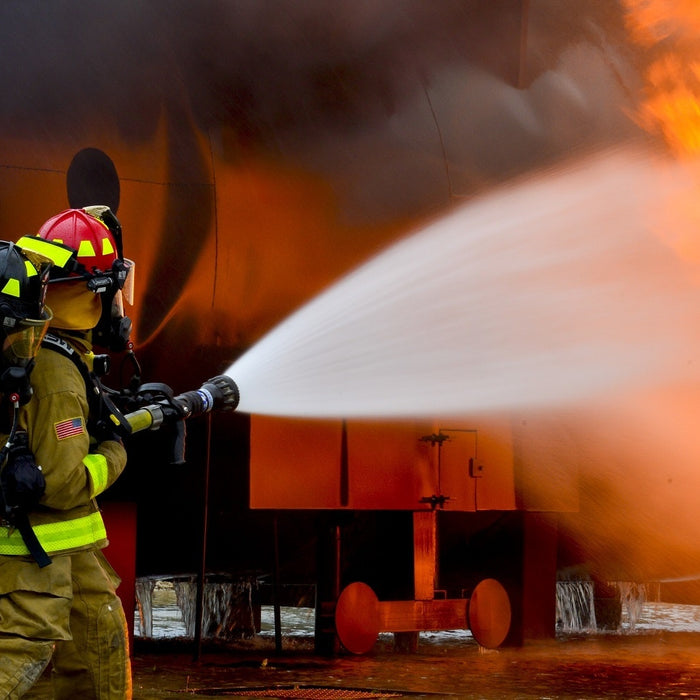 What Is Flame Resistant Clothing? and How Does It work?