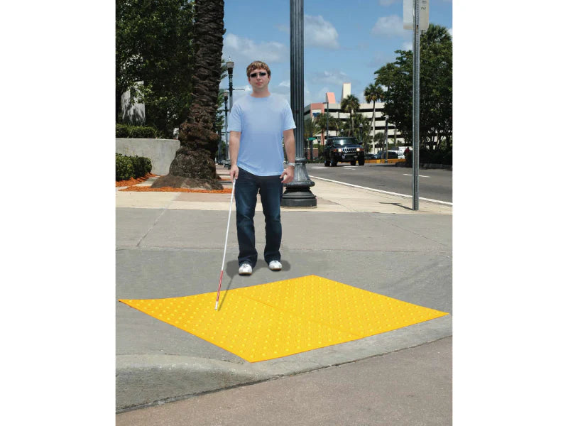 UltraTech® ADA Truncated Domes Paver Pad - 2' L x 2' W - Yellow