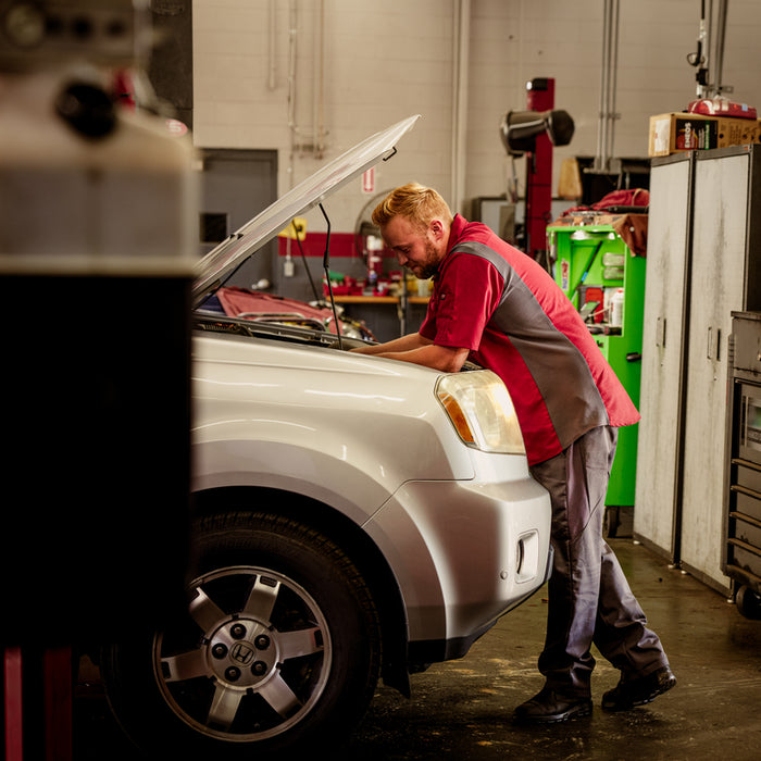 Red Kap® Men's Short Sleeve Performance Plus Shirt - Oilblok Technology - Fireball Red/Charcoal Mesh - SY42