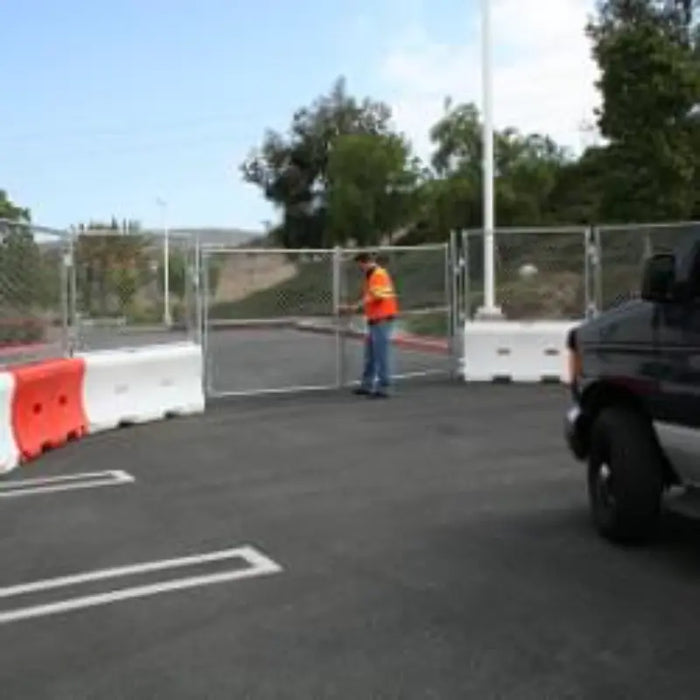 Traffix Devices Fence Panel Kit for Water Wall Barrier - 4' × 6' Wide - 45032-WWF